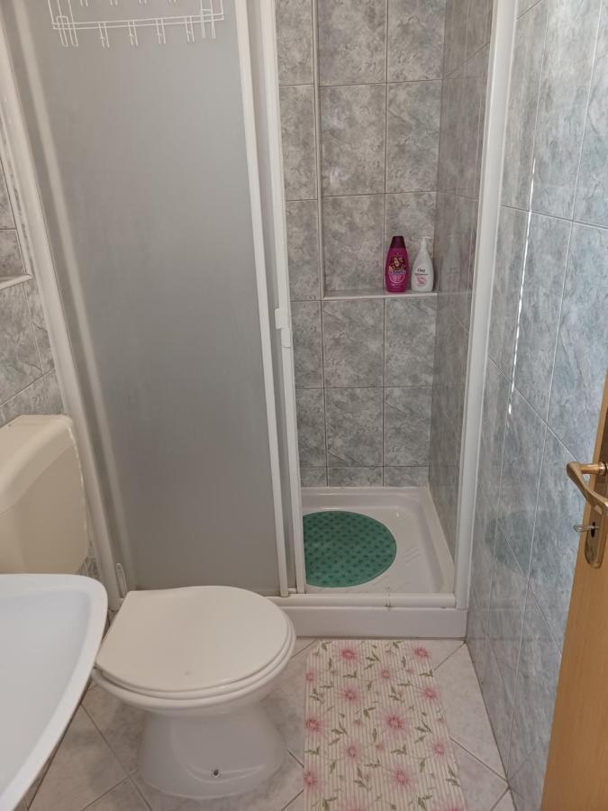 Kamik 1 Appartement Banjole Buitenkant foto